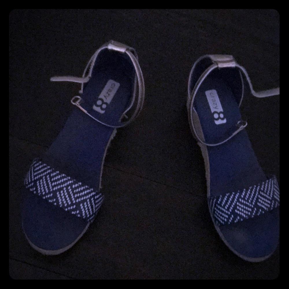 Blue dress shoes